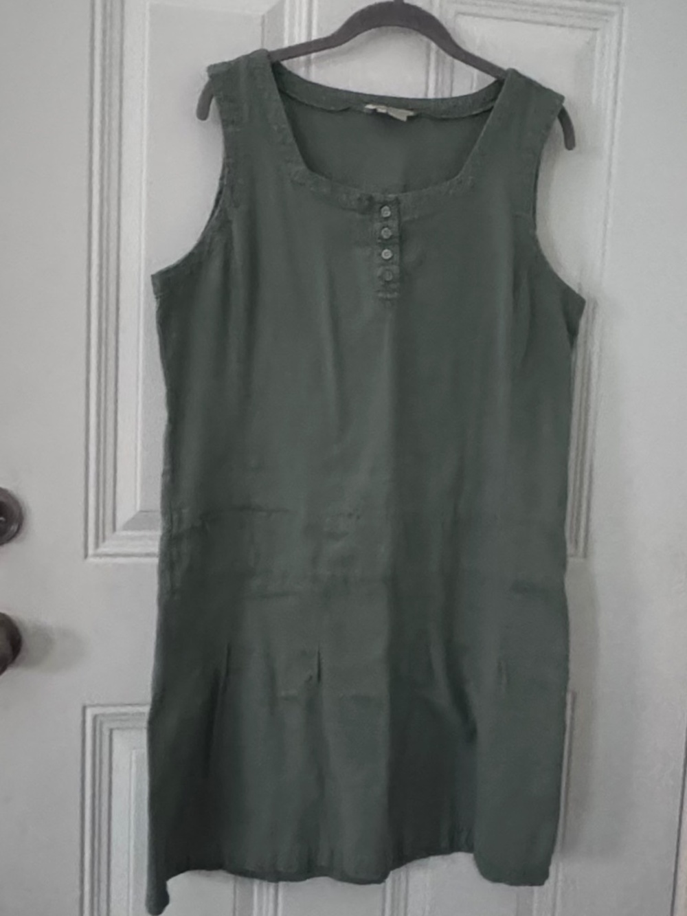 Royal Robbins Sleeveless Dress Cotton Pocket Square Neckline 4 Button Size Large